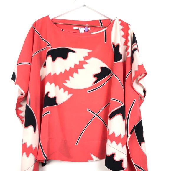 Diane von Furstenberg Tops - Diane von Furstenberg New Hanky Blouse